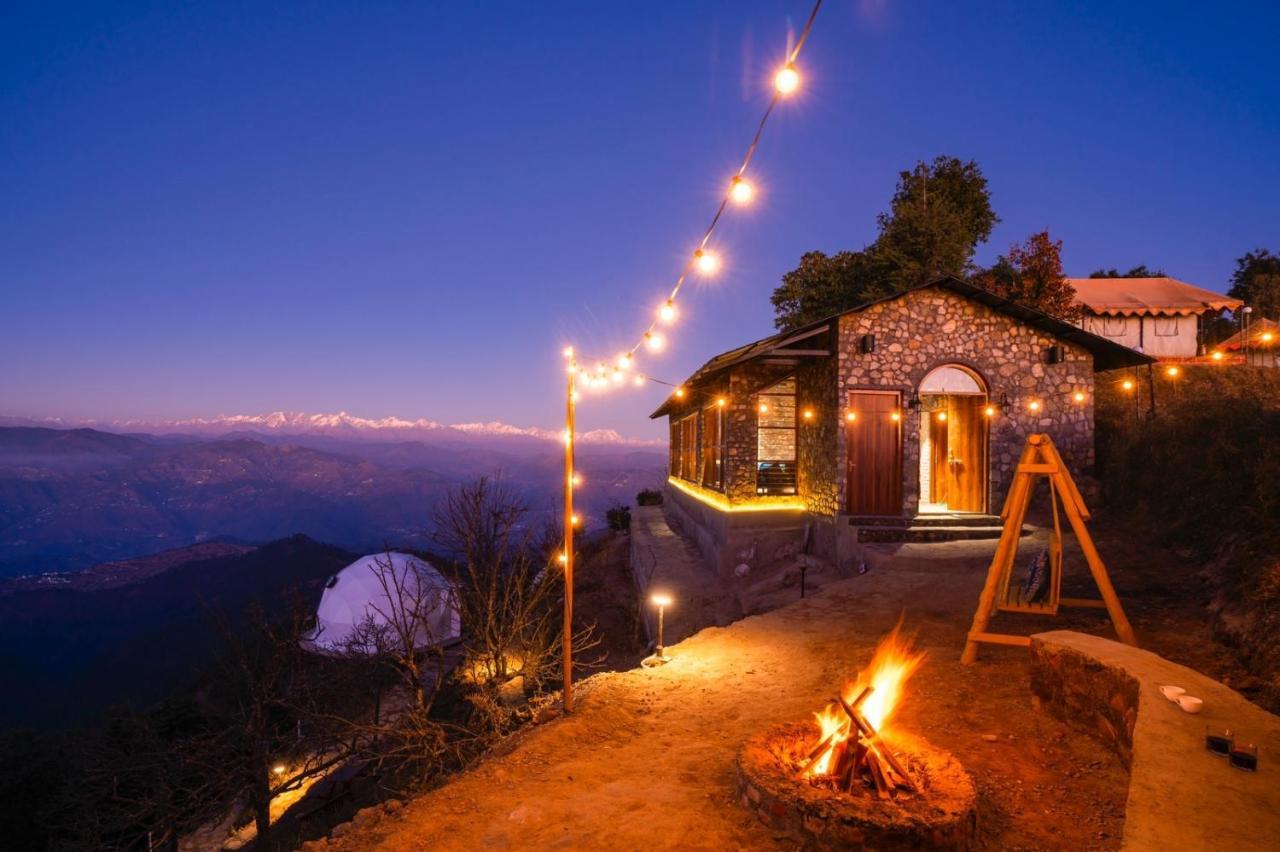 Keekoo Kanatal, Wealthinwhite Hotel Exterior photo